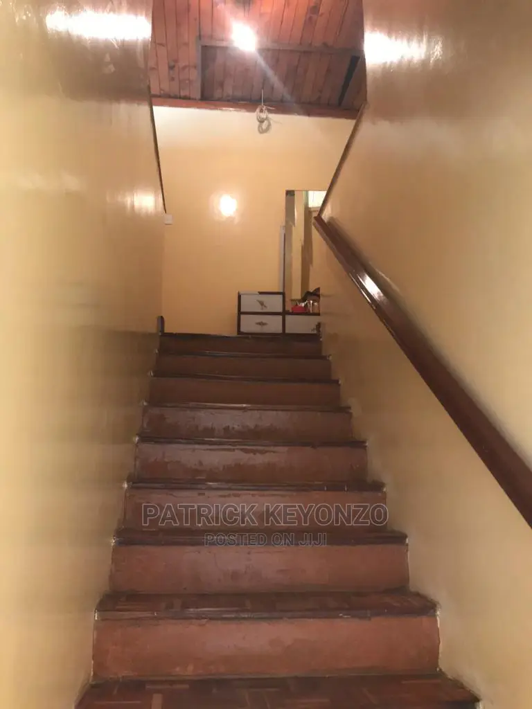 Maisonette with 4 Beds & Dsq: Sought-After Location – For Sale Now! in South B