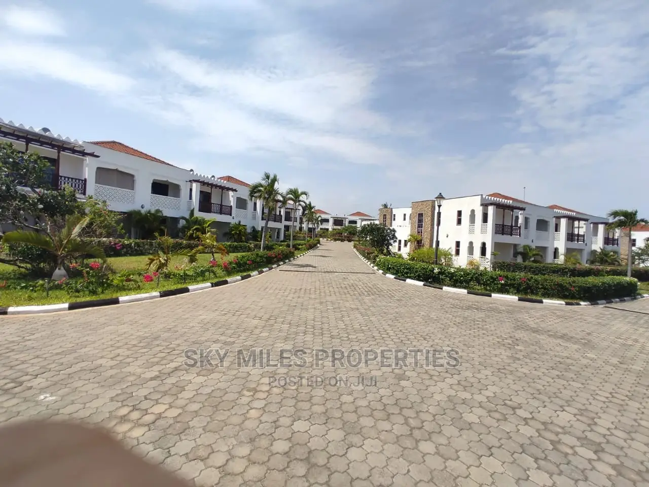 Luxury Beach Villas: Kikambala Holiday Rentals in Mtwapa