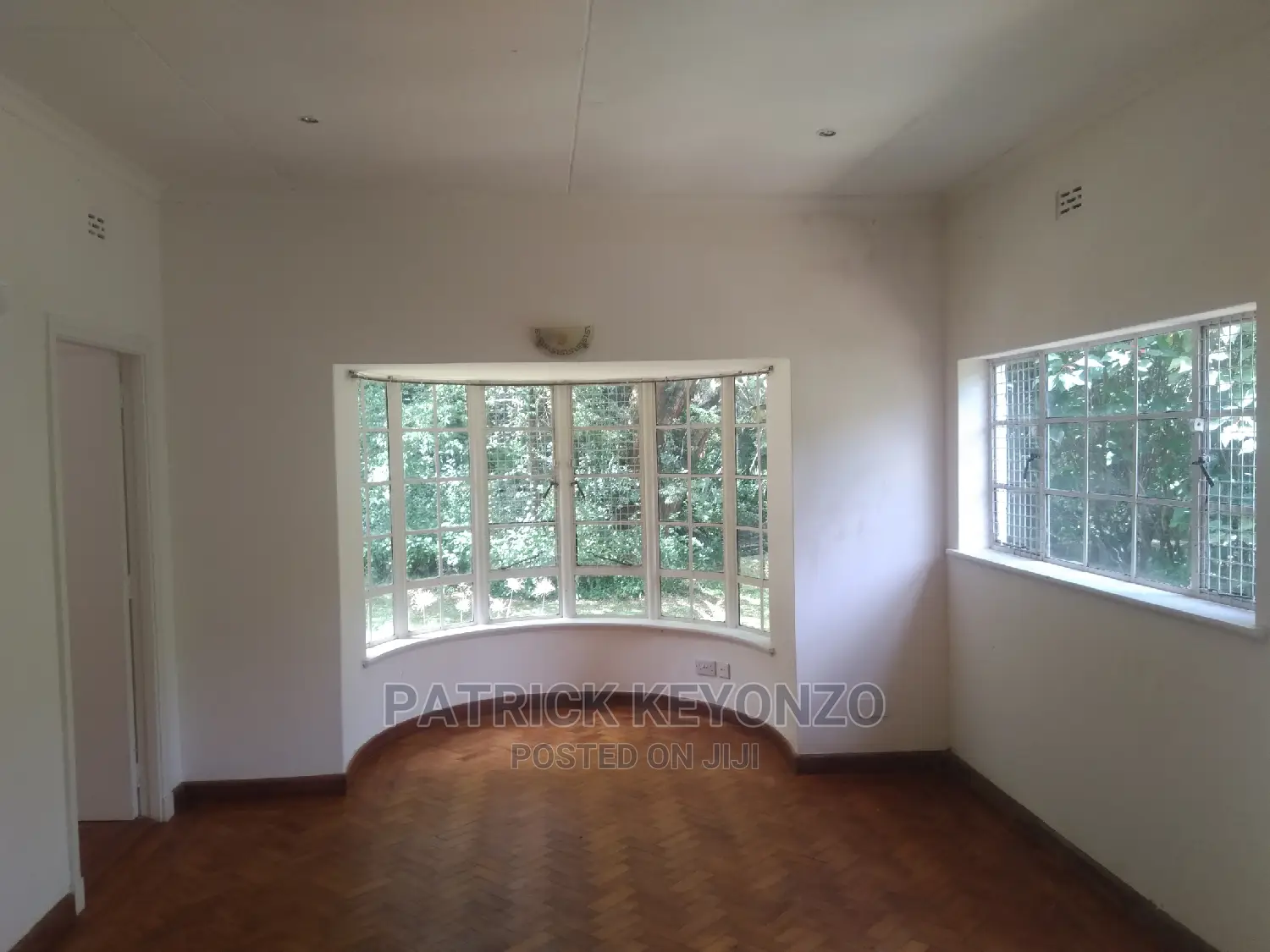Rent 1-Bedroom Bungalow - Spacious Living Area in Karen
