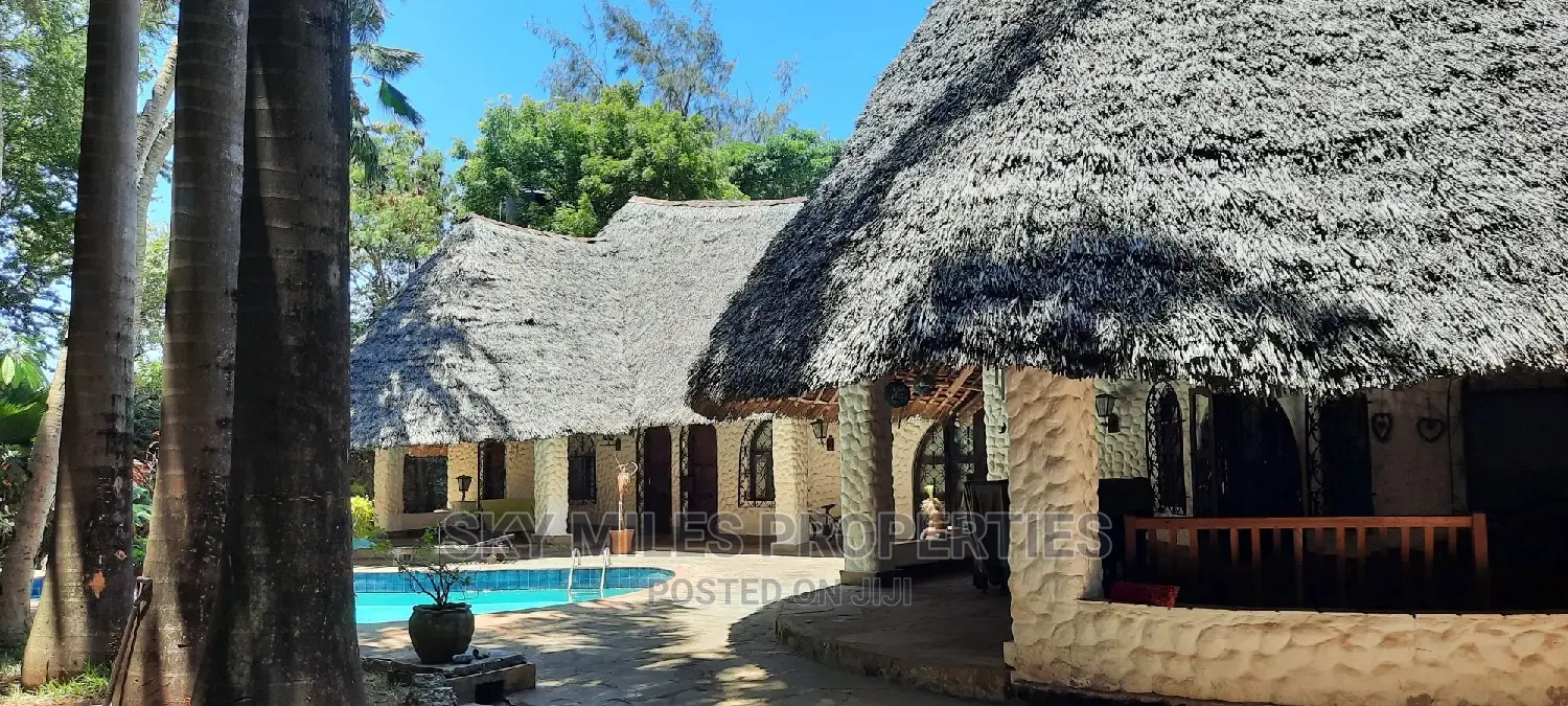 Spacious 3-Bedroom Villa in La Marina, Mtwapa - For Sale! in Mtwapa