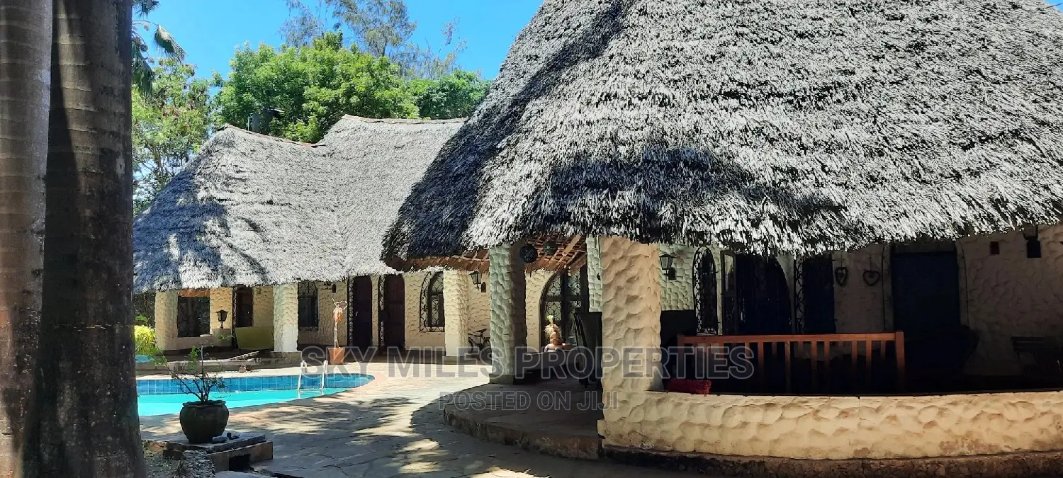 Spacious 3-Bedroom Villa in La Marina, Mtwapa - For Sale! in Mtwapa