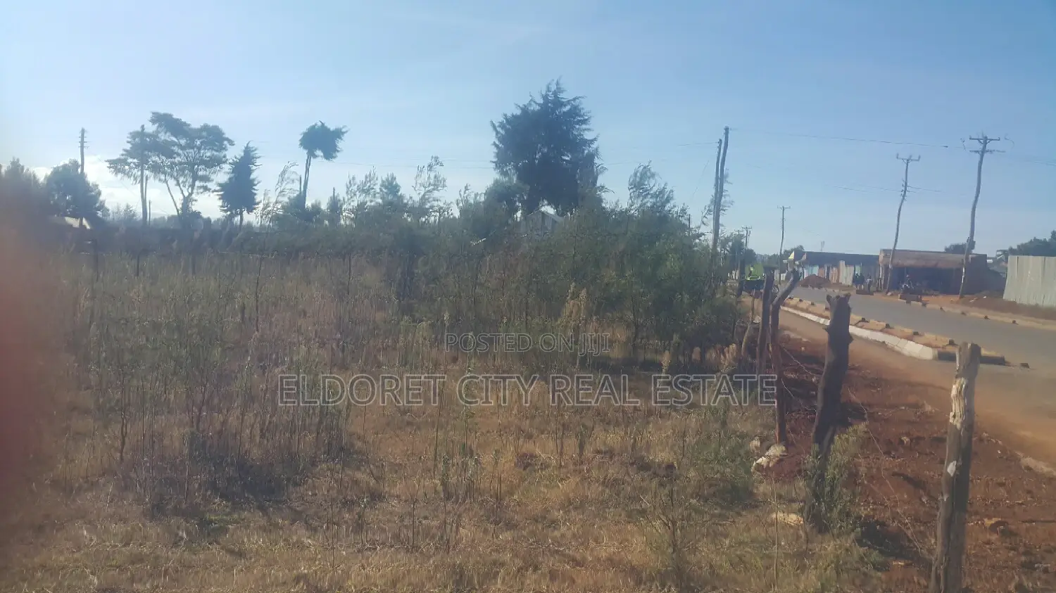 Kimumu, Hawaii: 1/4 Acre Tarmac Land for Purchase in Eldoret CBD