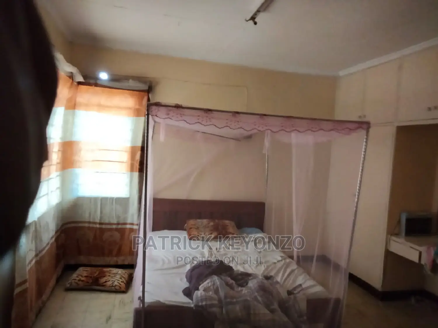 Spacious 4-Bedroom House with Dsq for Sale - Perfect for Your Family! in Avenue Park