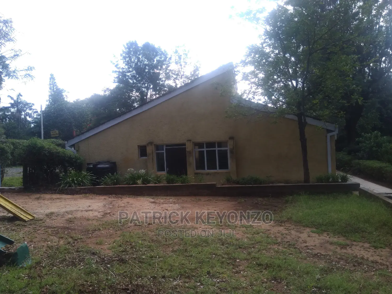 1 Acre Plot Available Now: Start Building Your Future Today! in Riverside Drive