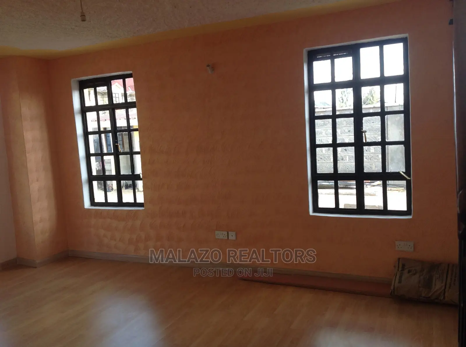 Spacious 3-Bedroom Townhouse/Terrace in Gateway Mall Area, Kiungani - For Sale in Gateway Mall Area