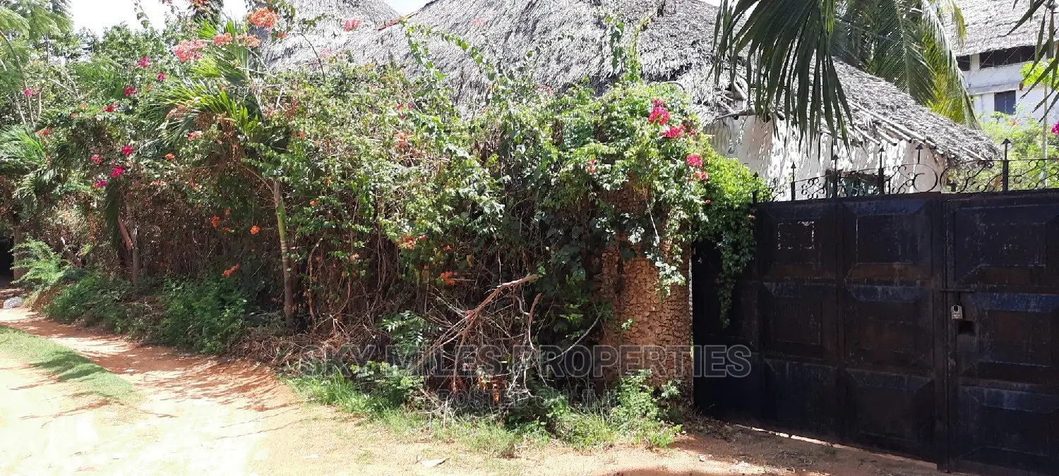 Swimming Pool Cottage in Mtwapa - Ready for a Fresh Start in Mtwapa