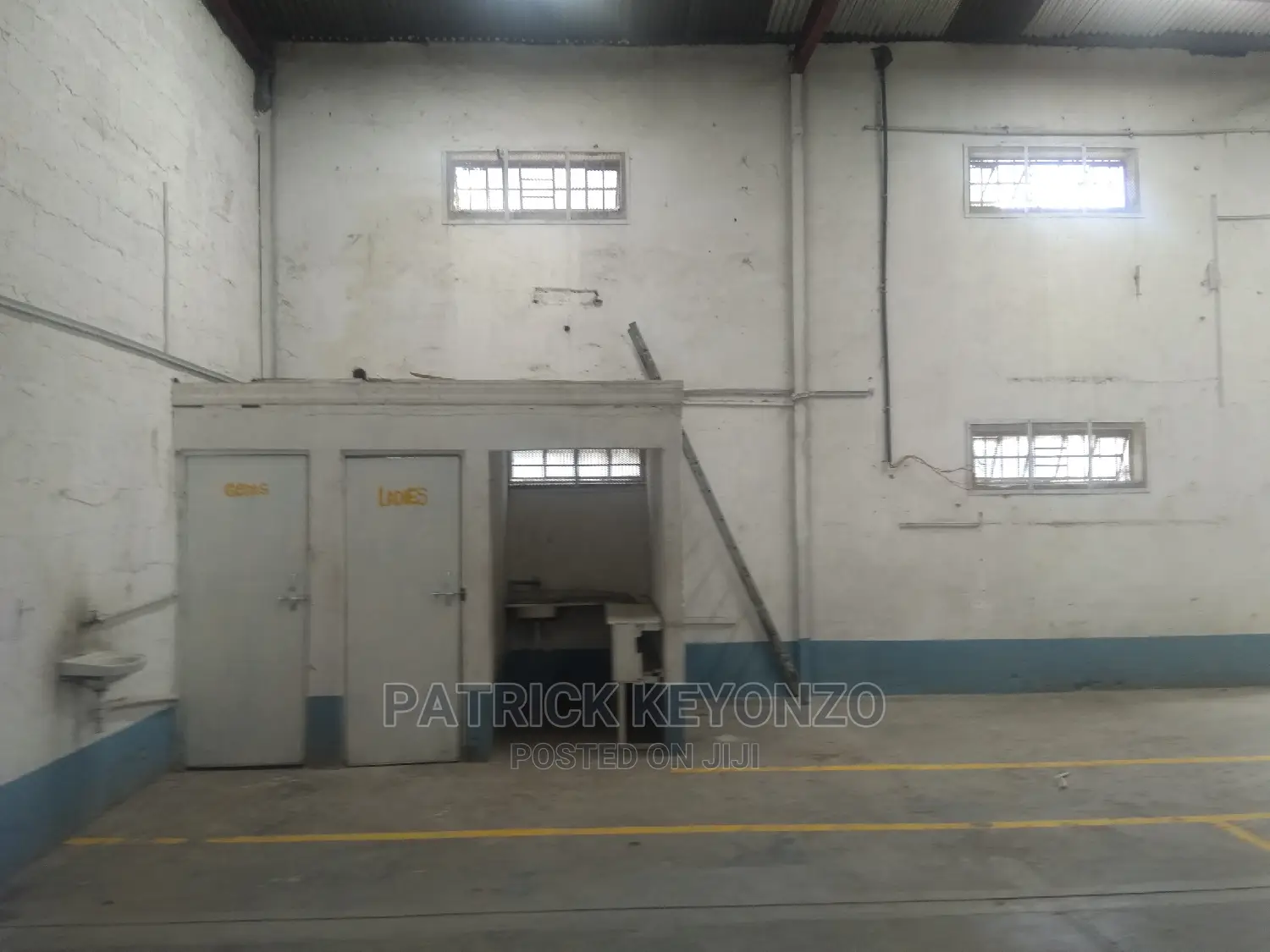 Lease a Spacious Godown: Ideal for Your Warehousing Needs in Industrial Area (Nairobi)
