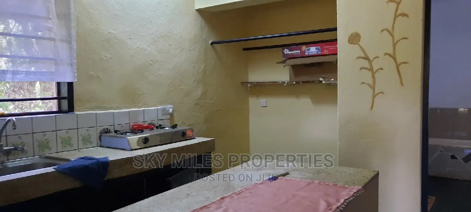Spacious 4-Bedroom Bungalow in Sun N Sand, Kikambala - For Sale in Kikambala