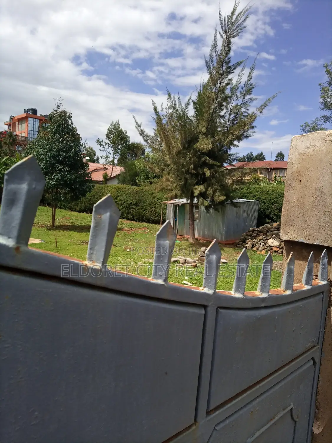 Annex Plot with Easy Access: 1/8 Acre Land Near Main Tarmac in Elgon View