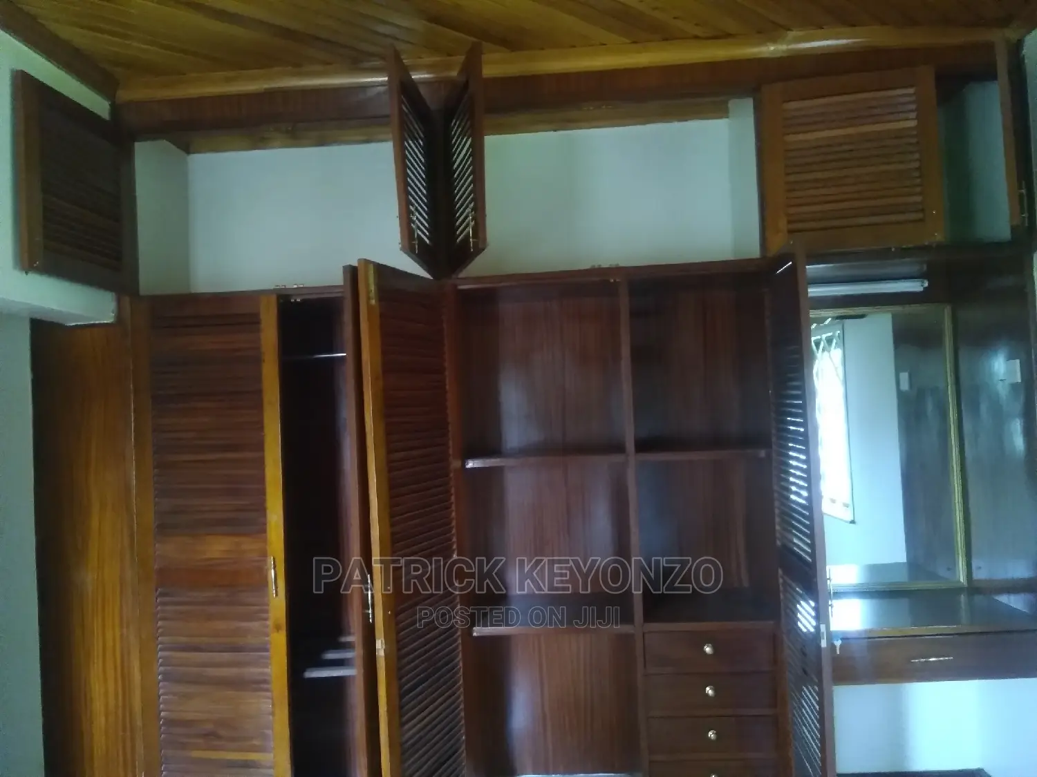 Exclusive 5-Bedroom Estate for Hire in Runda, Kenya in Runda