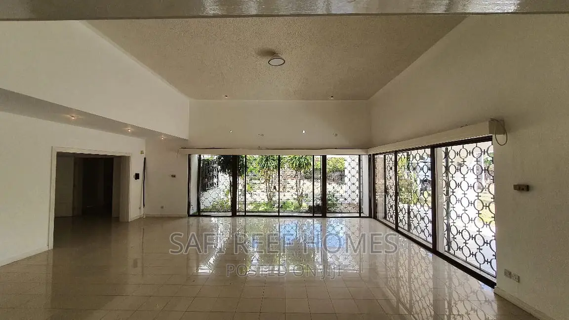 Elegant 3-Bedroom En-Suite Apartment in Nyali - Now Available in Nyali