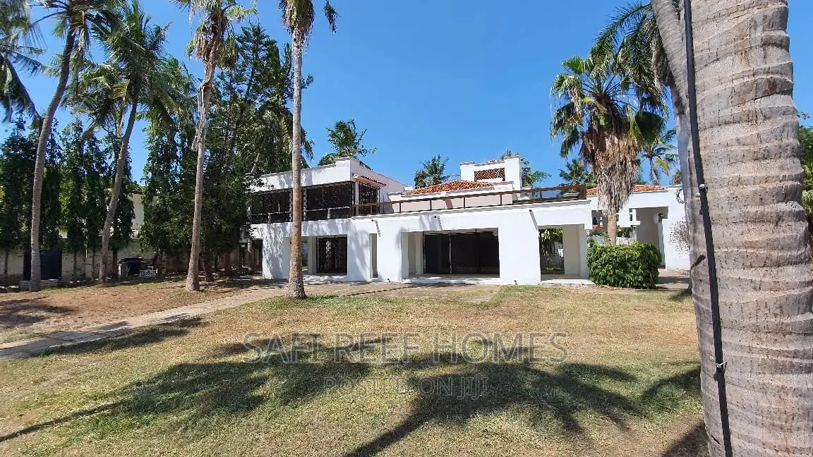 Elegant 3-Bedroom En-Suite Apartment in Nyali - Now Available in Nyali