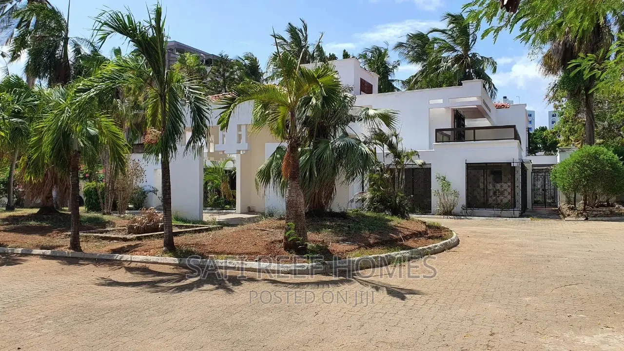 Elegant 3-Bedroom En-Suite Apartment in Nyali - Now Available in Nyali