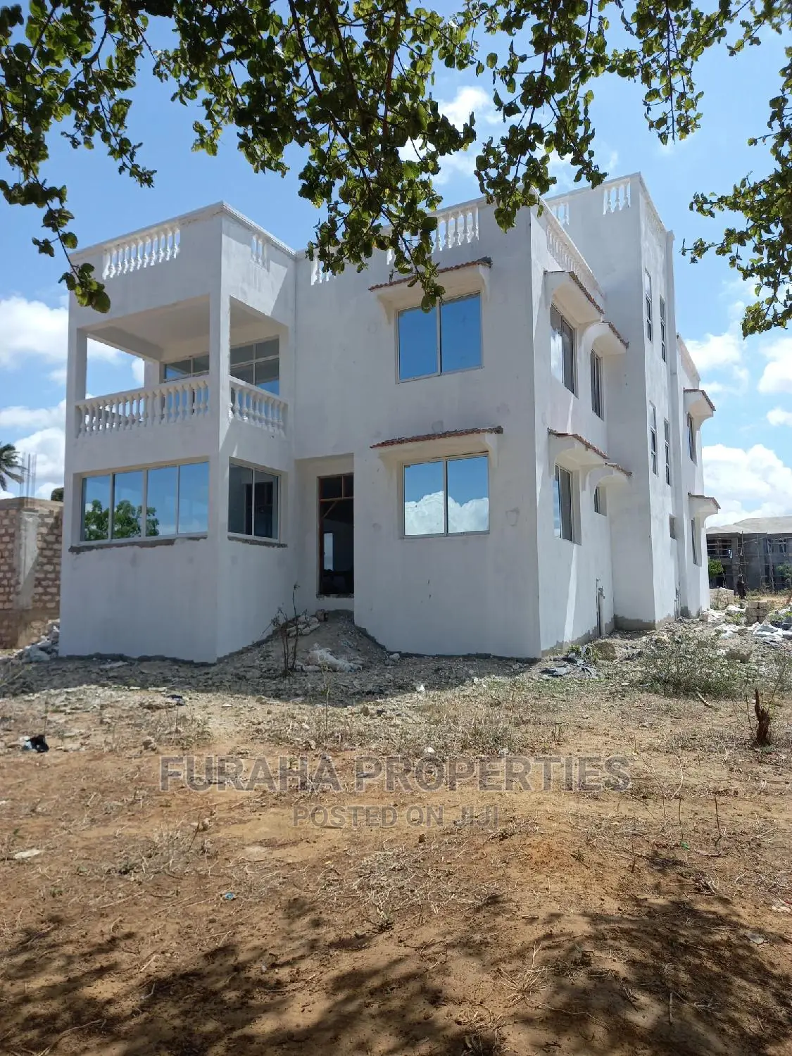 Utange Mansion - 4 Spacious Bedrooms for Sale - Your Dream Home in Utange