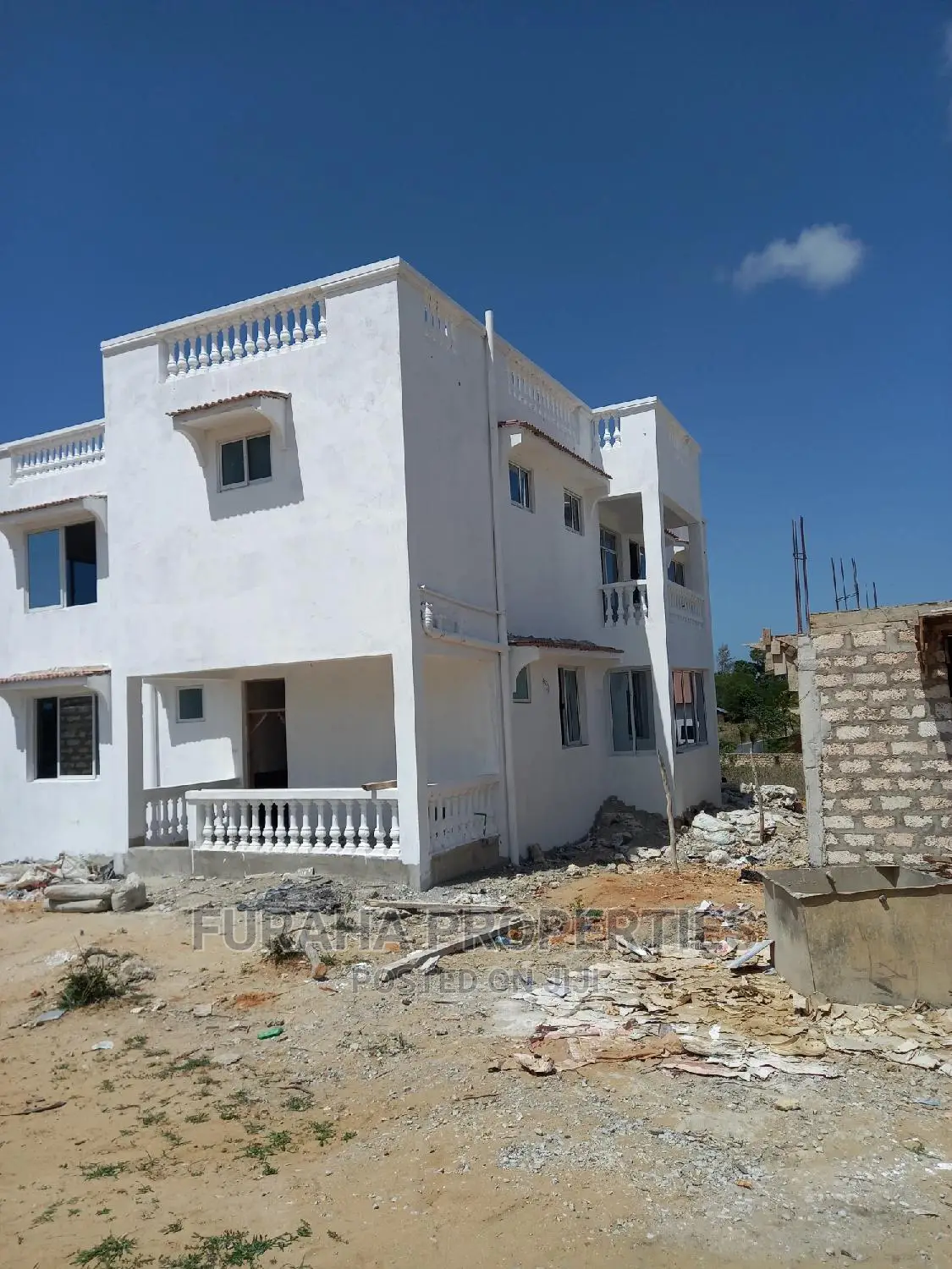 Utange Mansion - 4 Spacious Bedrooms for Sale - Your Dream Home in Utange