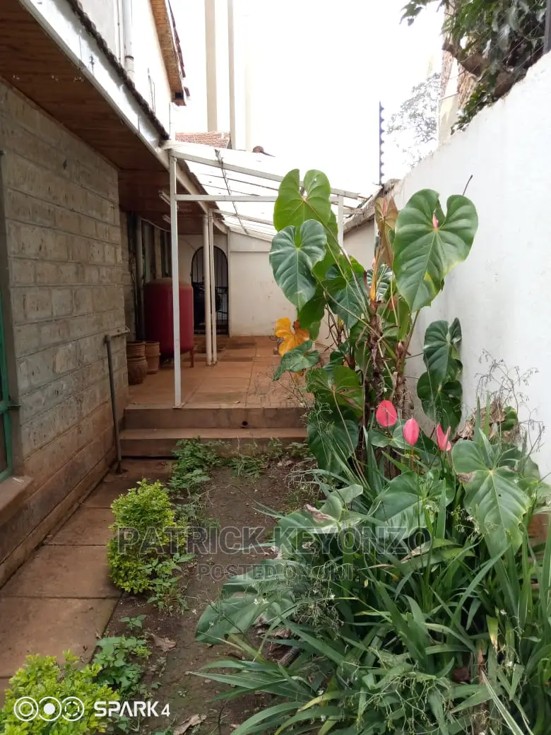 Spacious 4-Bedroom Maisonette in Eregi Court, Parklands/Highridge for Lease in Parklands/Highridge