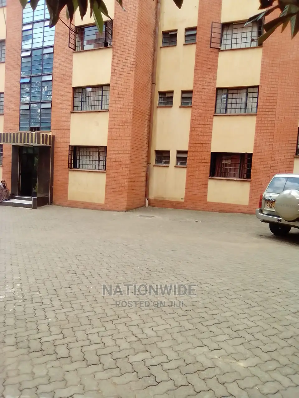 Hurlingham Block of Flats: 3-Bedroom Apartment for Rent in Hurlingham