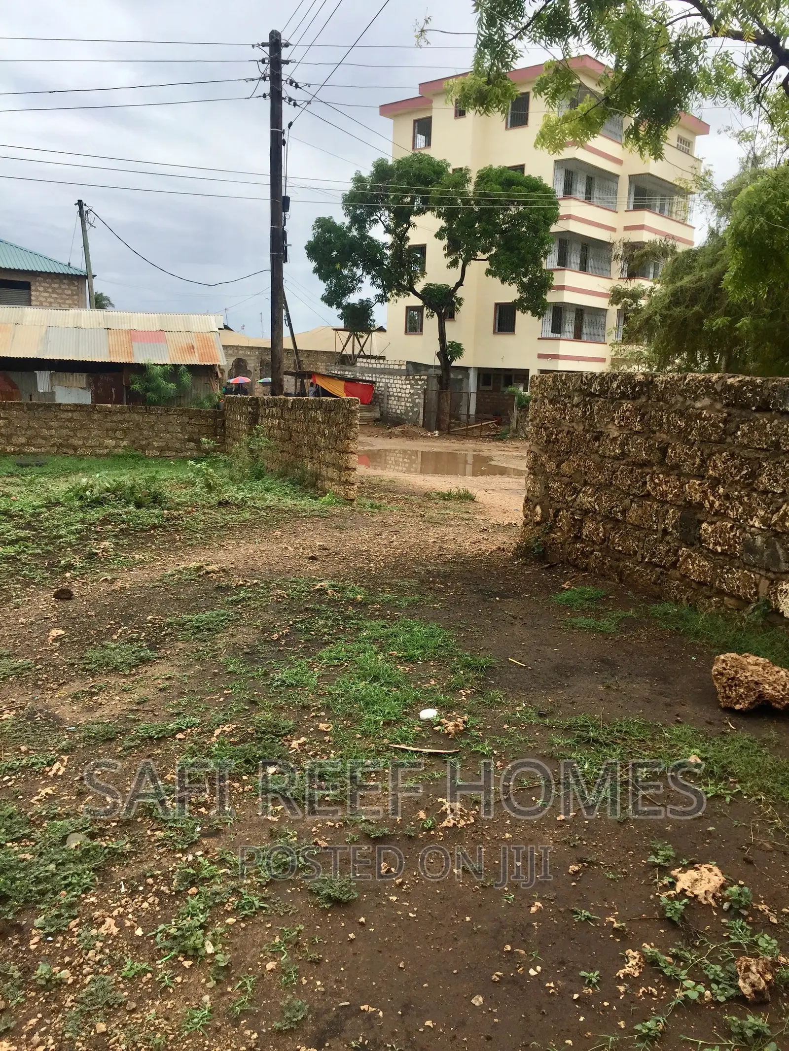 1/4 Acre Plot in Nyali - Prime Real Estate Opportunity in Nyali