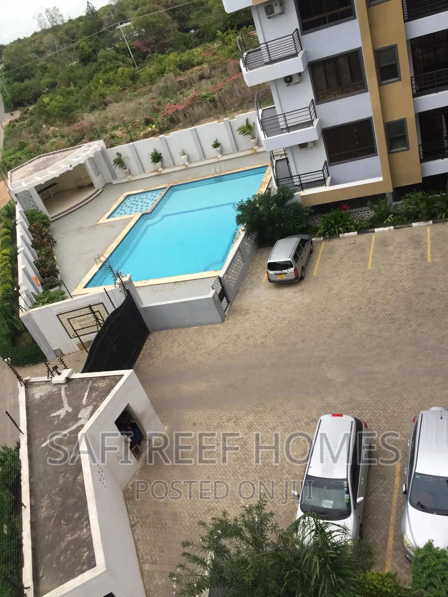 Sell: 3-Bedroom Apartment in Nyali's Prime Location in Nyali