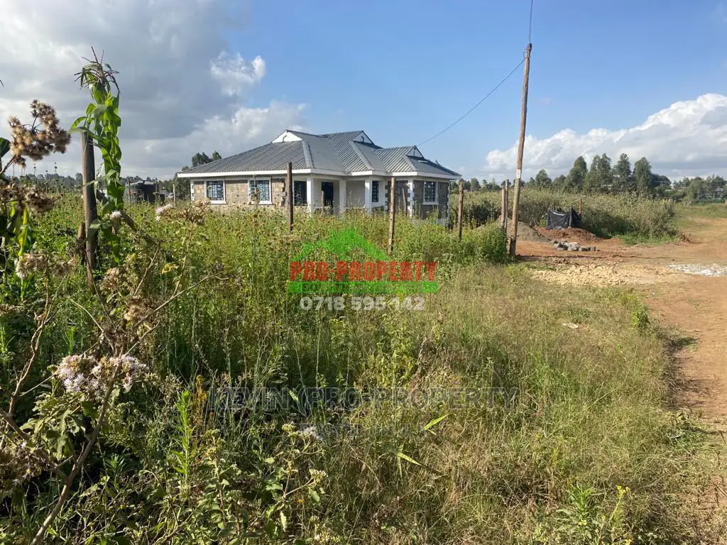 Large Plot for Sale in Kikuyu, Kamangu - Perfect for Home in Karai