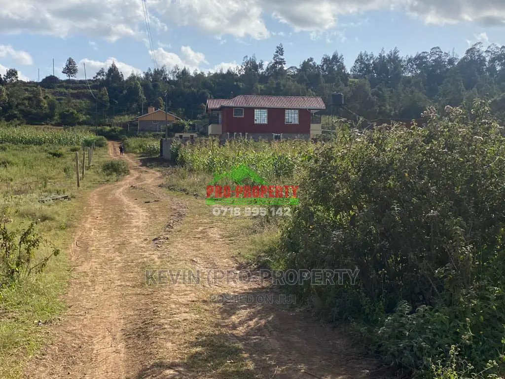 Large Plot for Sale in Kikuyu, Kamangu - Perfect for Home in Karai