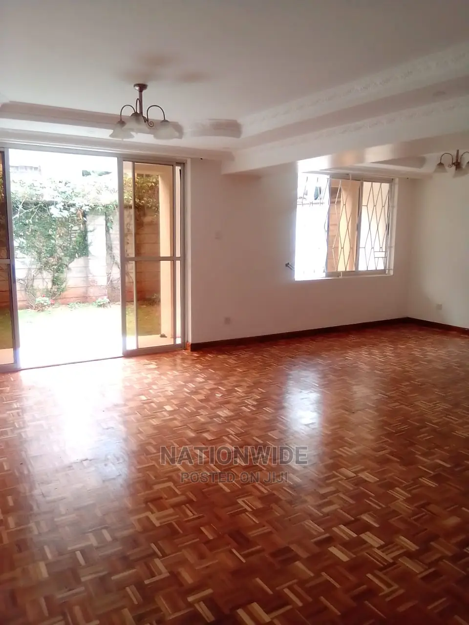 3-Bedroom Maisonette in Hurlingham - Perfect for Your Family in Hurlingham