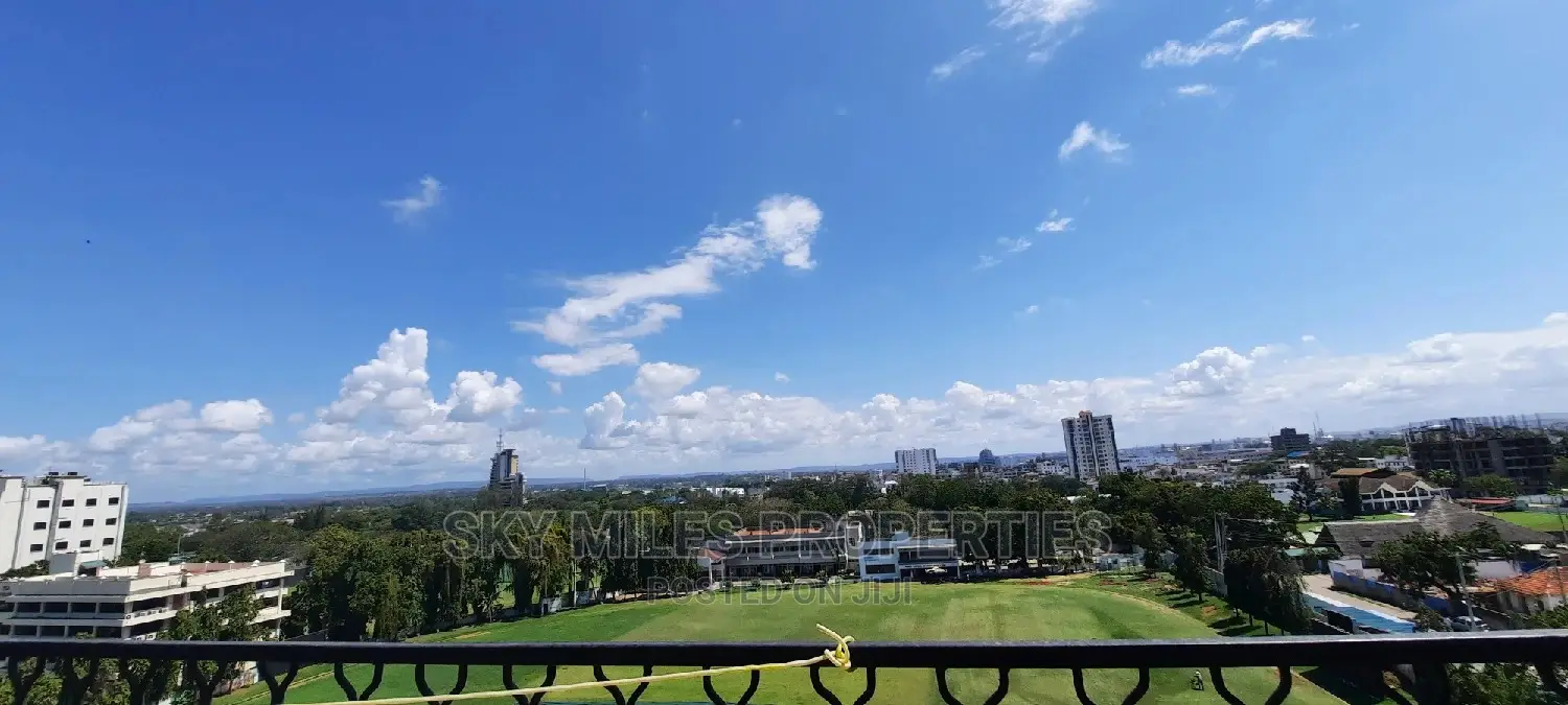 Mombasa CBD: 3-bedroom Apartment in Biashara Building Up for Sale in Mombasa CBD