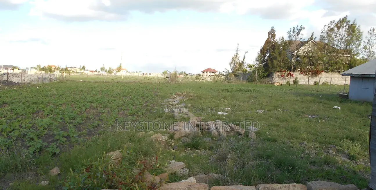 1/4 Acre Plots for Sale in Katani in Katani