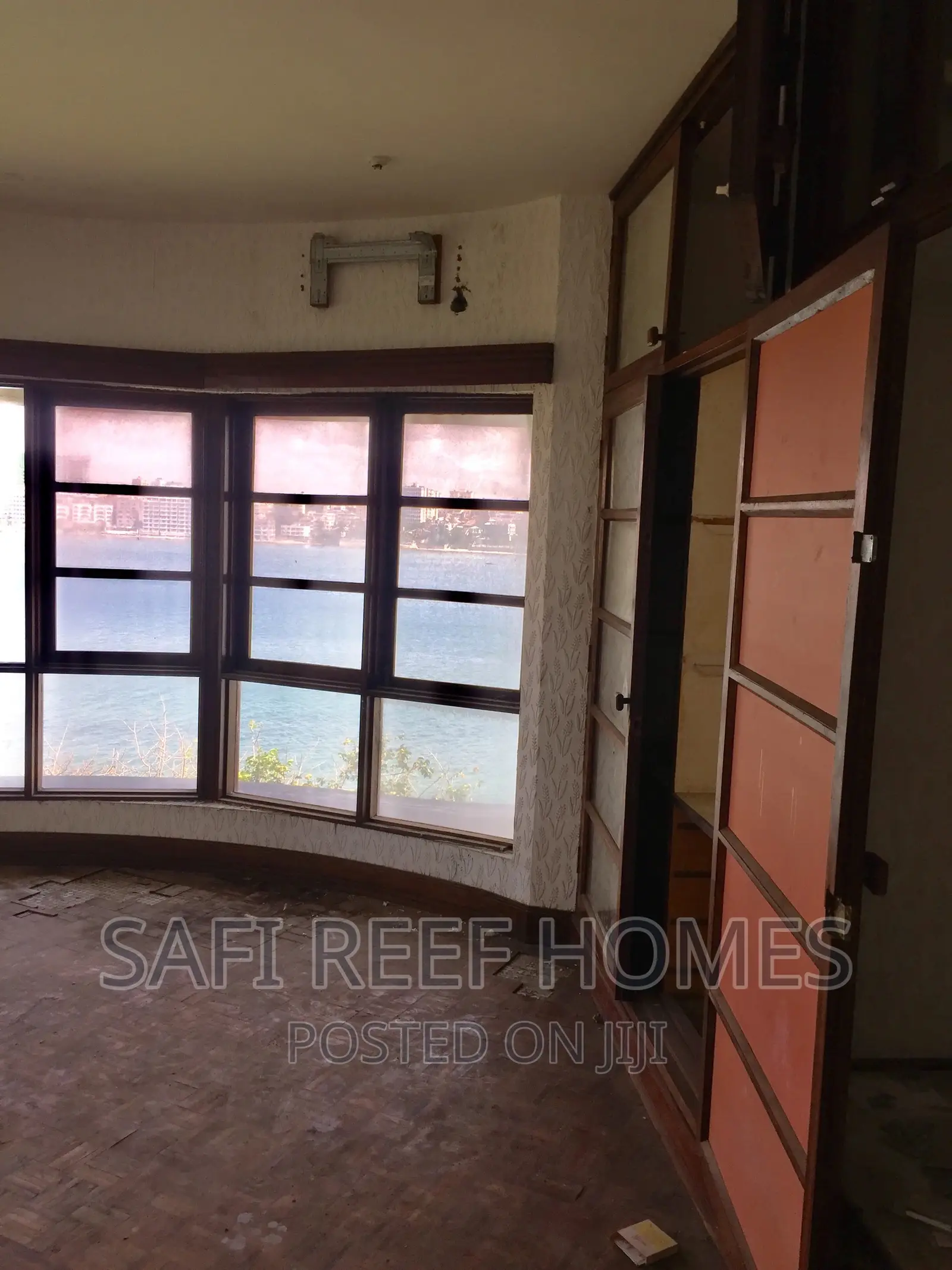 5-Bedroom Maisonette in Exclusive Nyali Neighborhood for Sale in Nyali