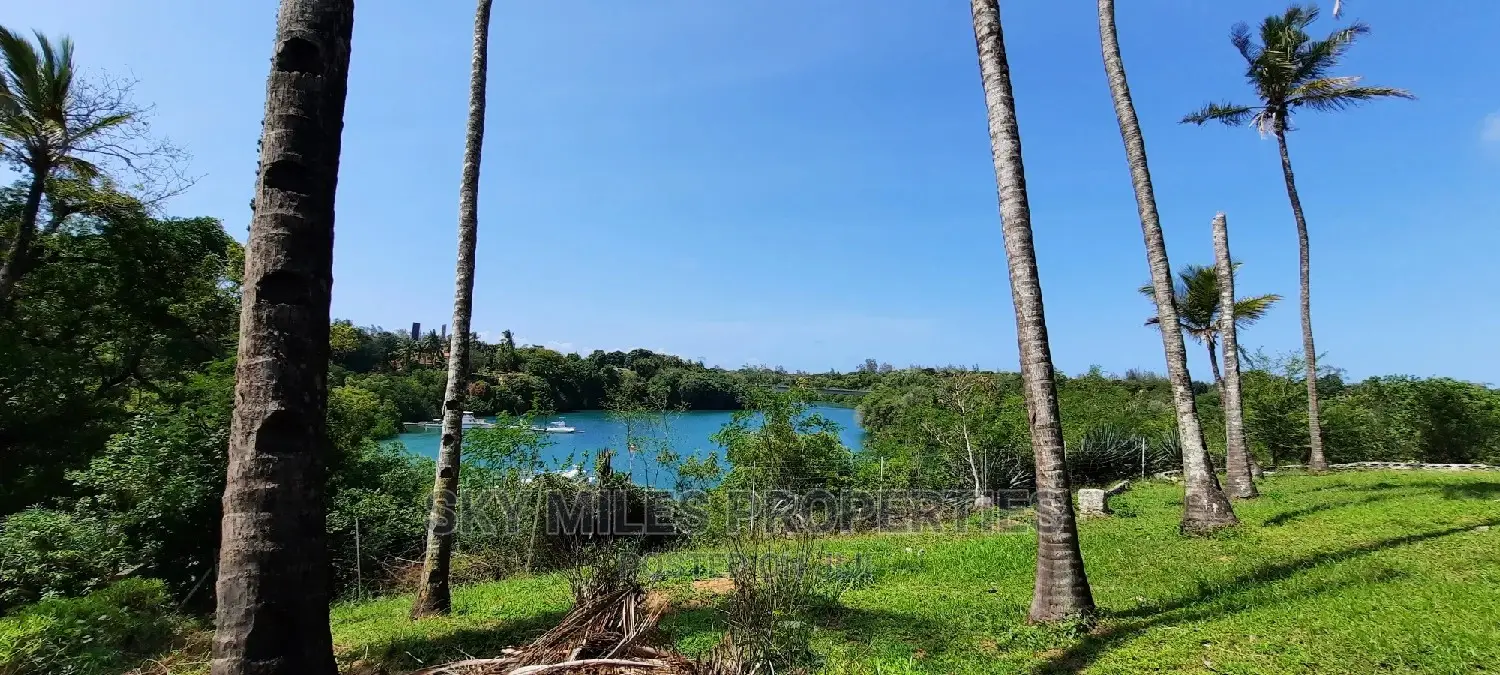 Beachfront Commercial Property Available in Mtwapa, Kenya in Mtwapa