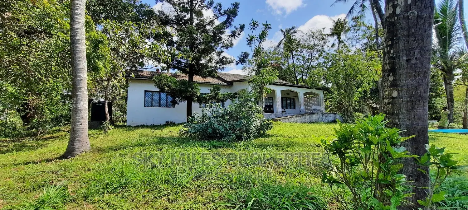 Beachfront Commercial Property Available in Mtwapa, Kenya in Mtwapa