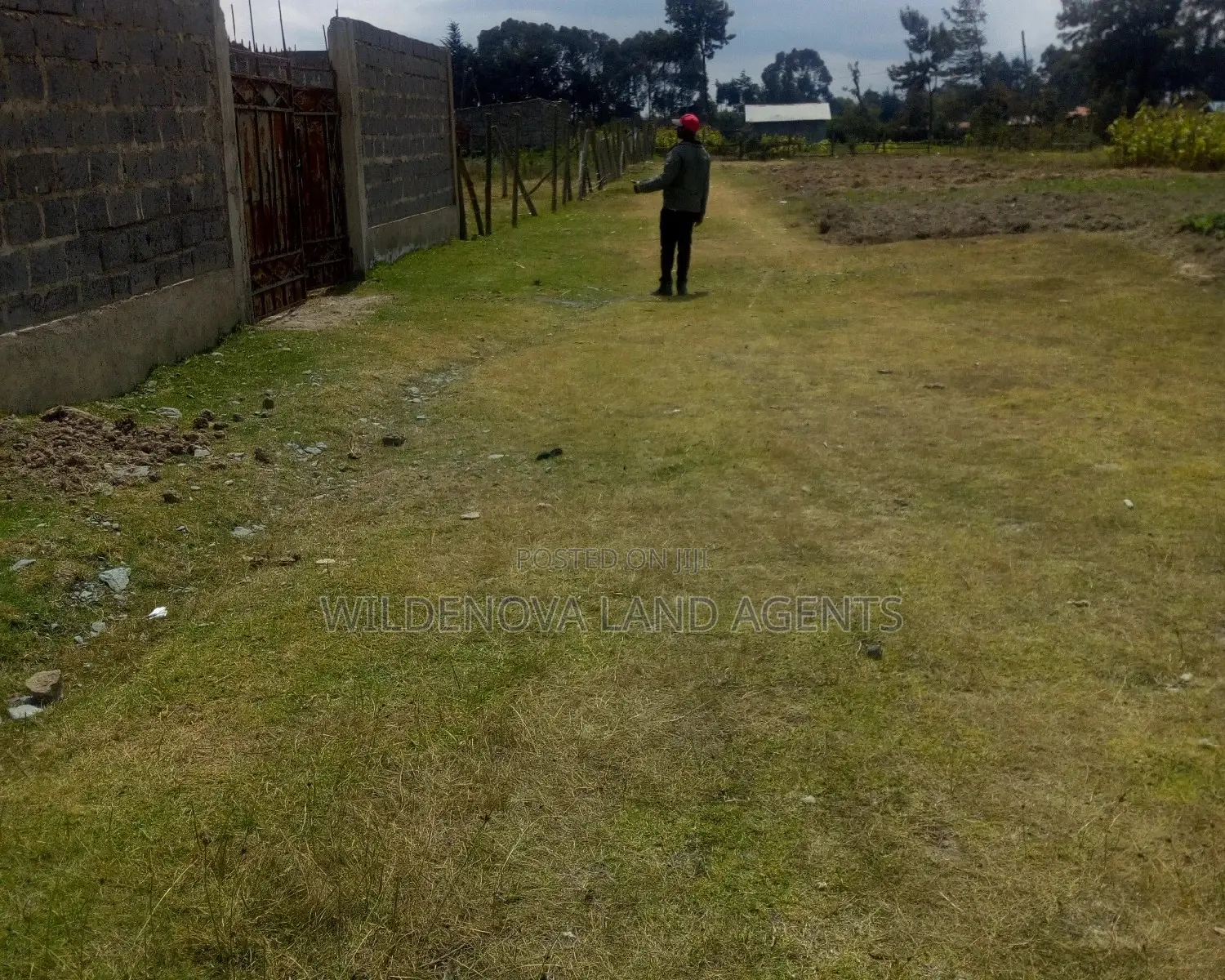 50*100 Square Meters Plot Adjacent to Flyover - Limited Time Offer! in Magumu