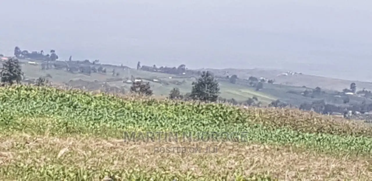 1.5 Acres Magumu With View of Rift Valley in Magumu