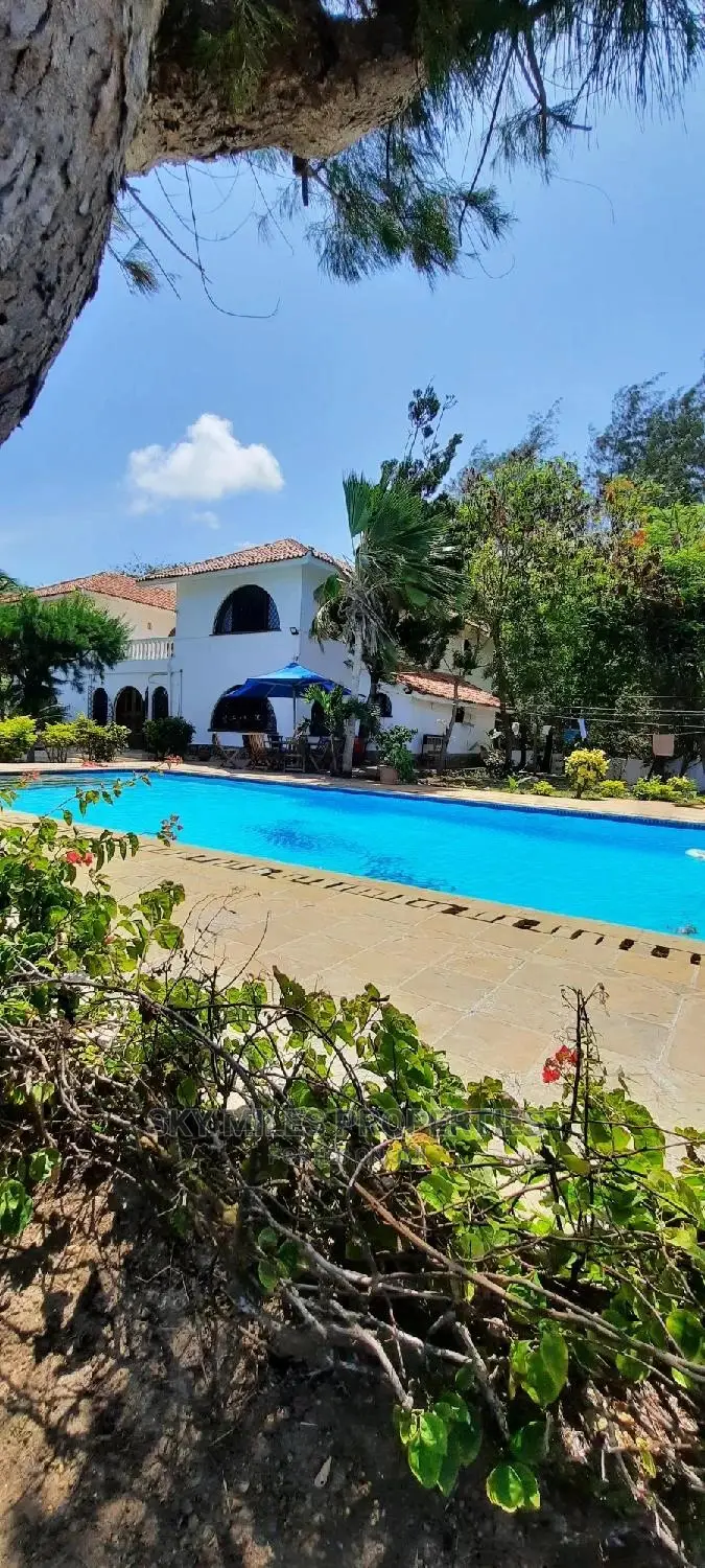 Luxury Beach Villa in Kikambala(Mtwapa) - Ideal for Your Holiday in Kikambala