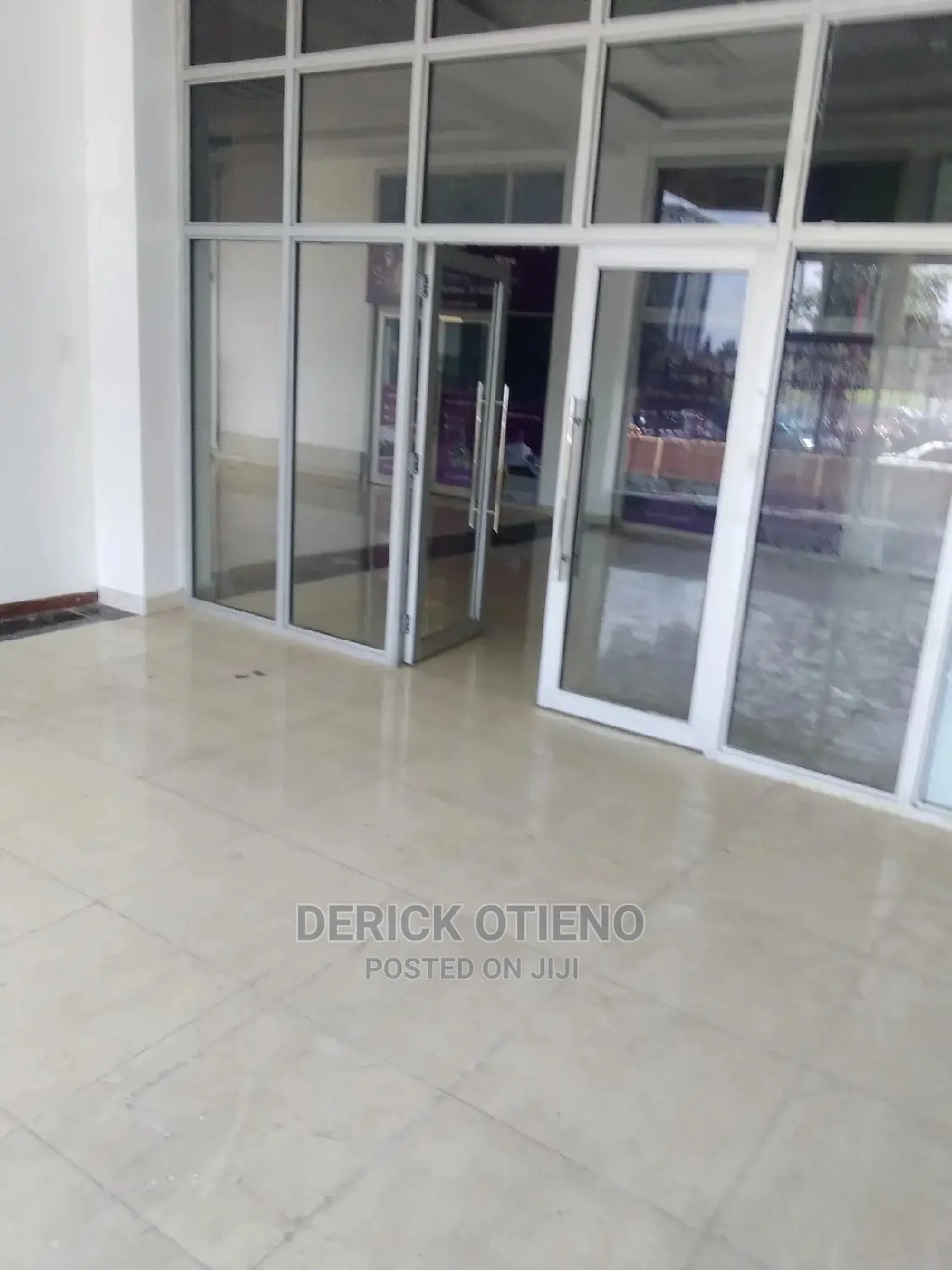 Modern shop in Kilimani's bustling business district, close to amenities and transport links. Perfect for retail or services. in Kilimani