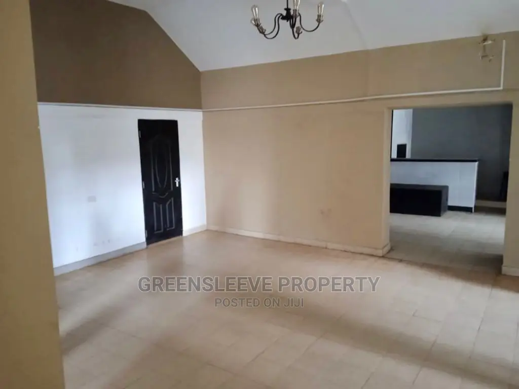 5bdrm Townhouse/Terrace in Karen for sale in Karen