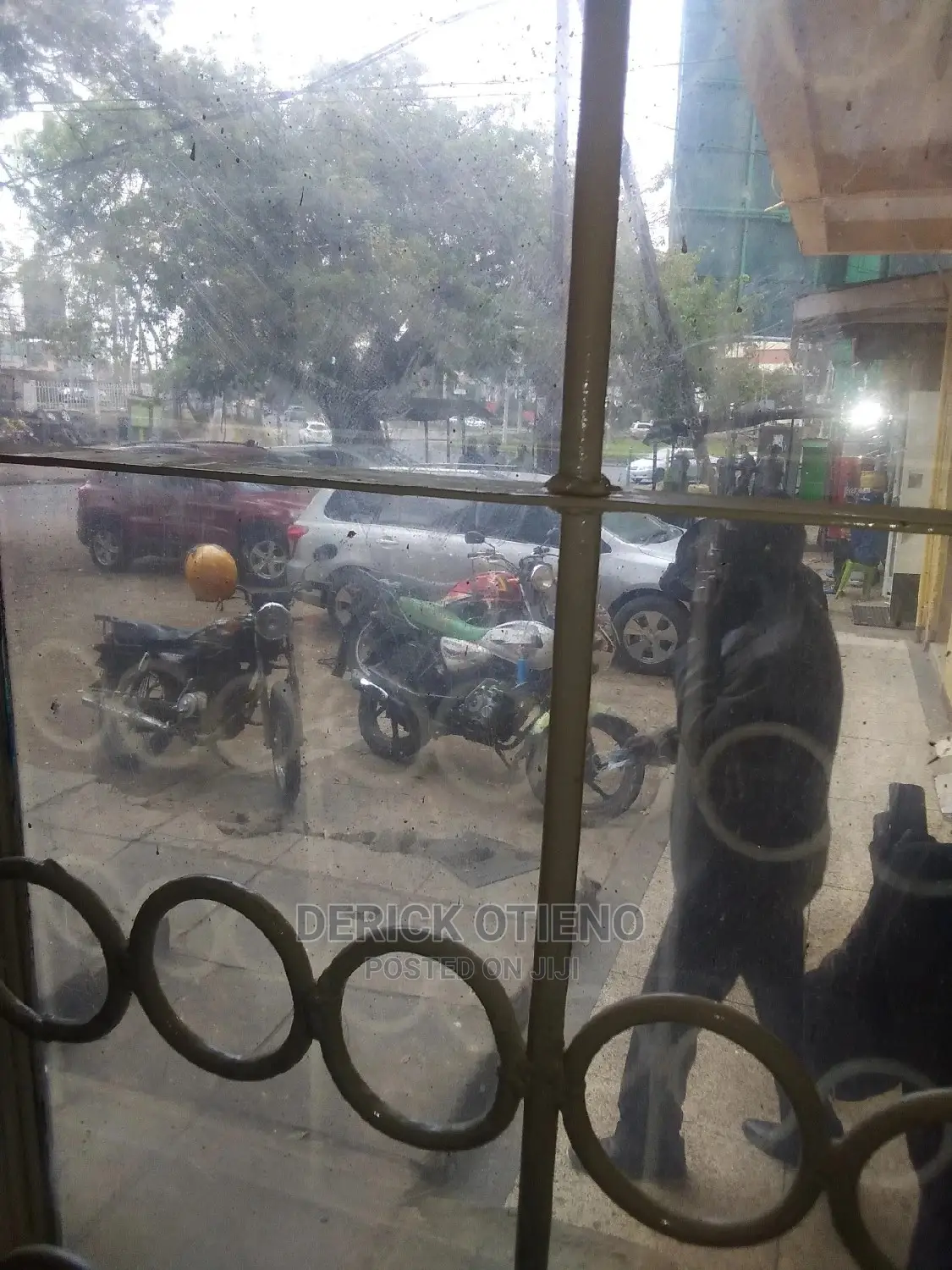 Madaraka: Prime Shopping Location Available in Madaraka