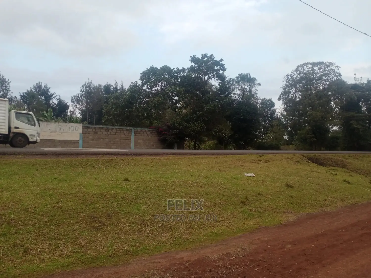 1.5 Acres Nyeri Gatitu Main Tarmac in Gatitu