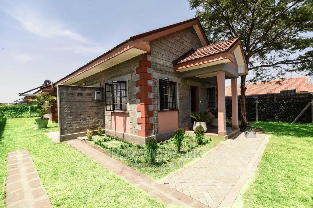 3-Bedroom Bungalow in Kinanie's Exclusive Paradise Park Estate - For Sale Now in Kinanie