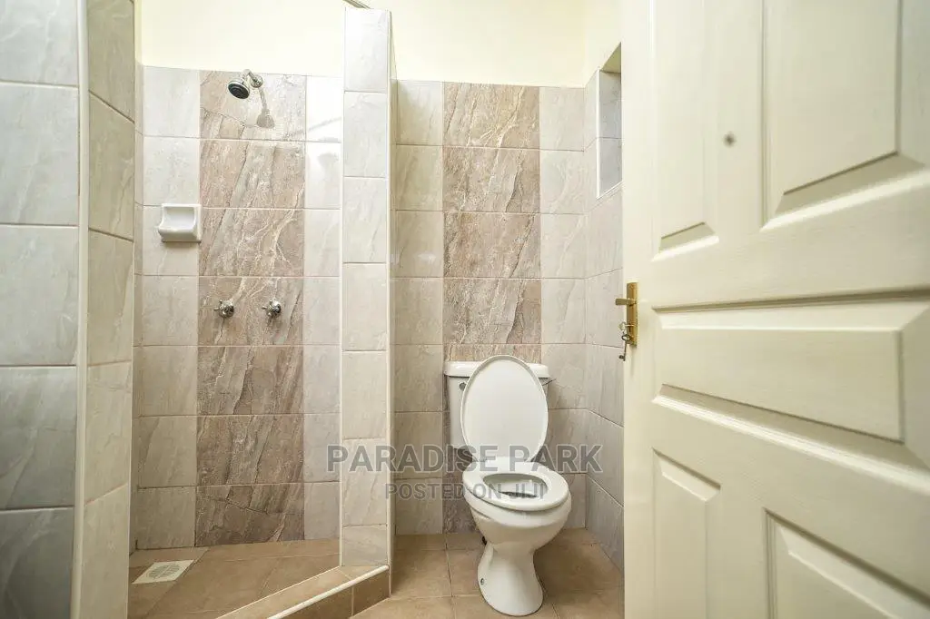 3-Bedroom Bungalow in Kinanie's Exclusive Paradise Park Estate - For Sale Now in Kinanie