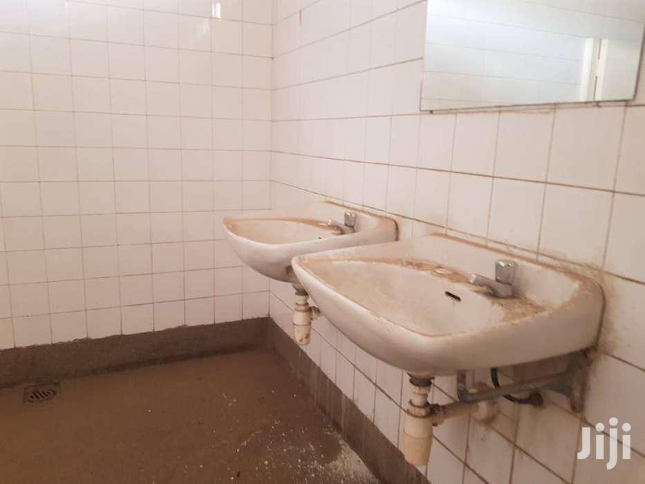 Industrial Godown for Hire in Busy Business Area in Nairobi South