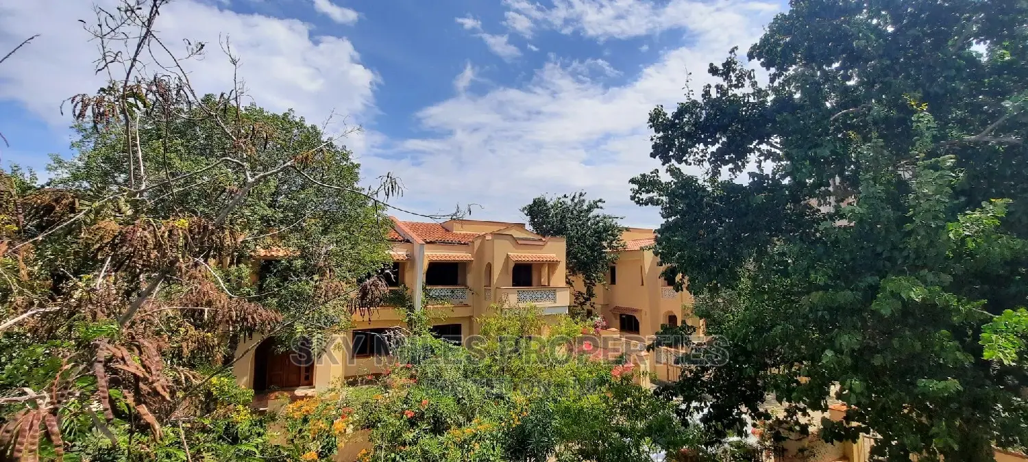 Spacious Oceanfront Estate for Sale - Serena The Ocean in Shanzu