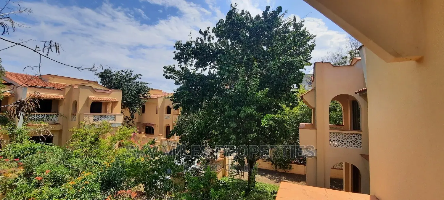Spacious Oceanfront Estate for Sale - Serena The Ocean in Shanzu