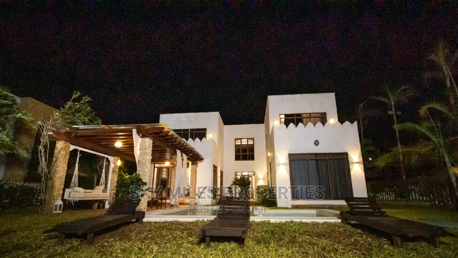 Beachside Villa - Exclusive Holiday Rentals in Kikambala
