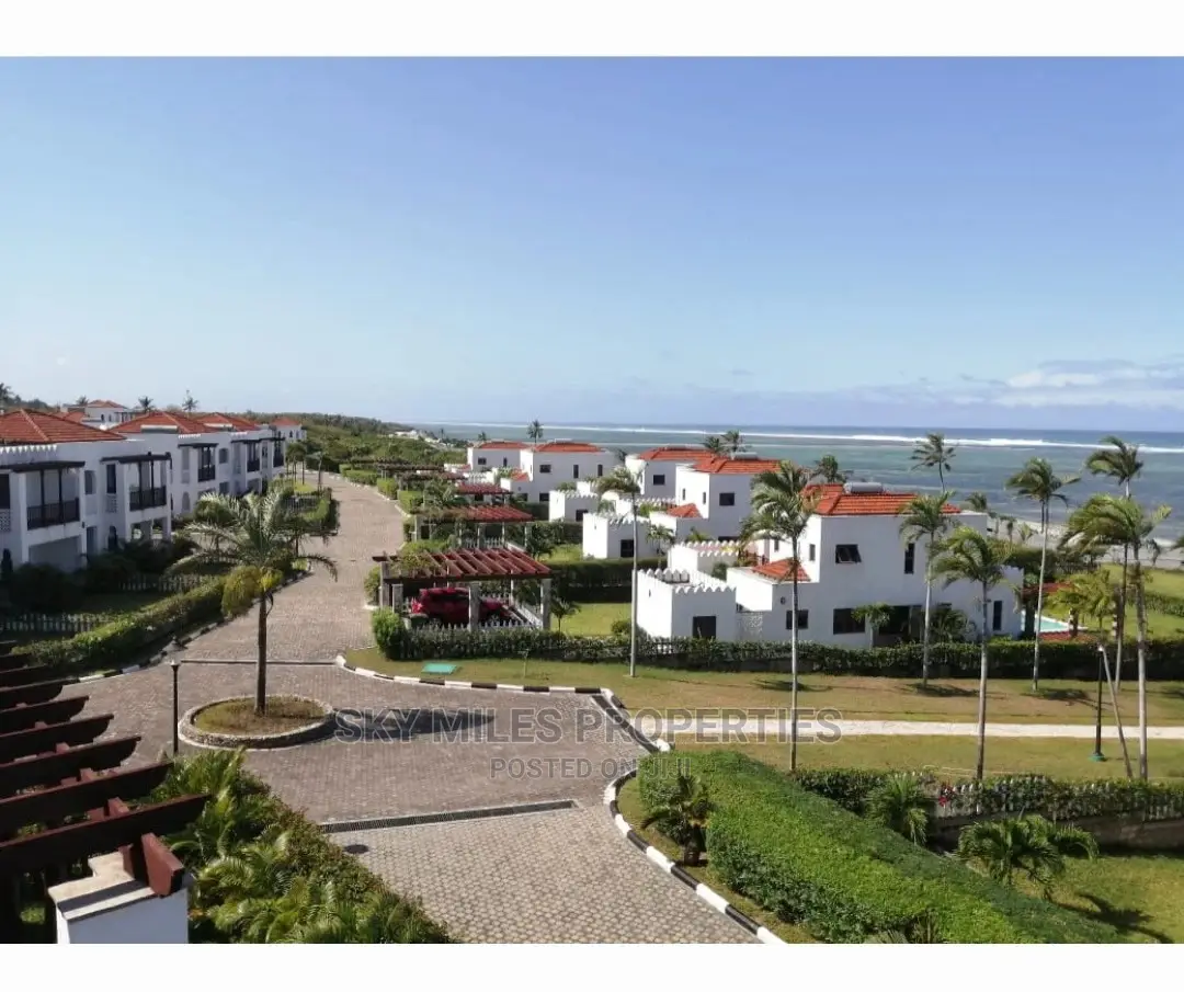Beachside Villa - Exclusive Holiday Rentals in Kikambala