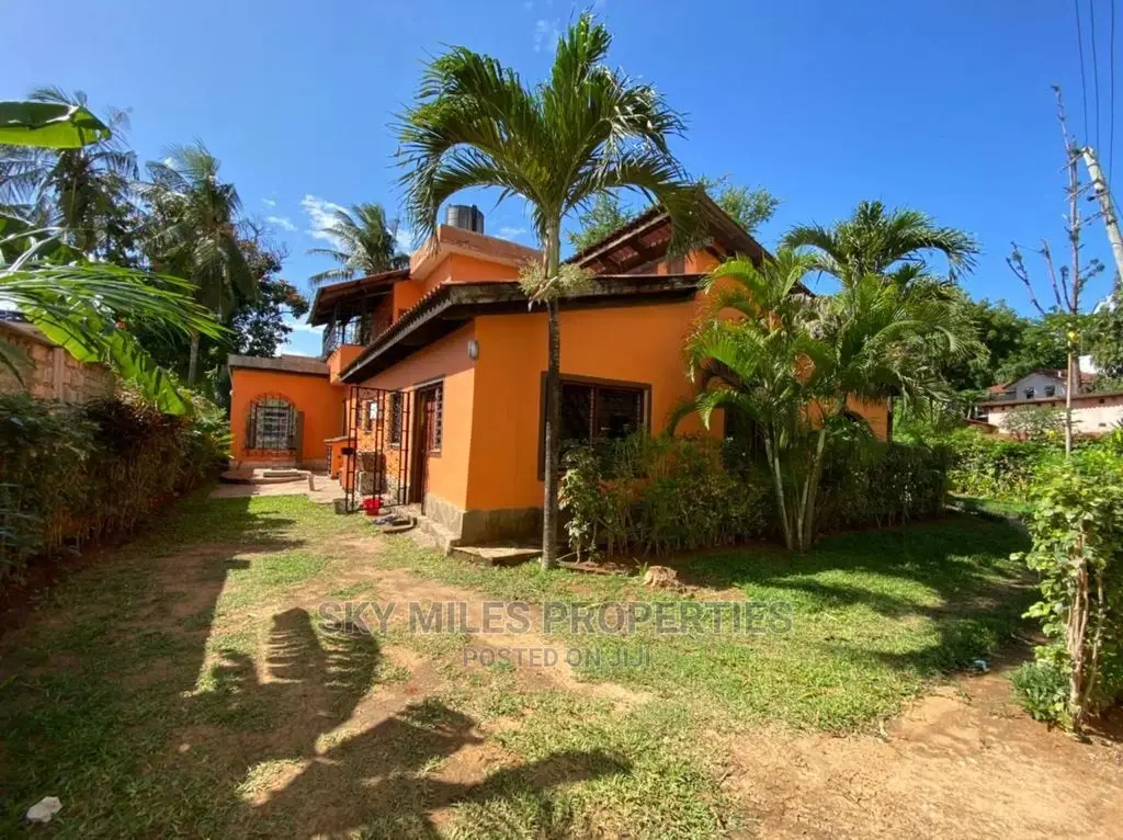 6-Bedroom Villa in Posta, Mtwapa: A Home of Elegance - For Sale in Mtwapa