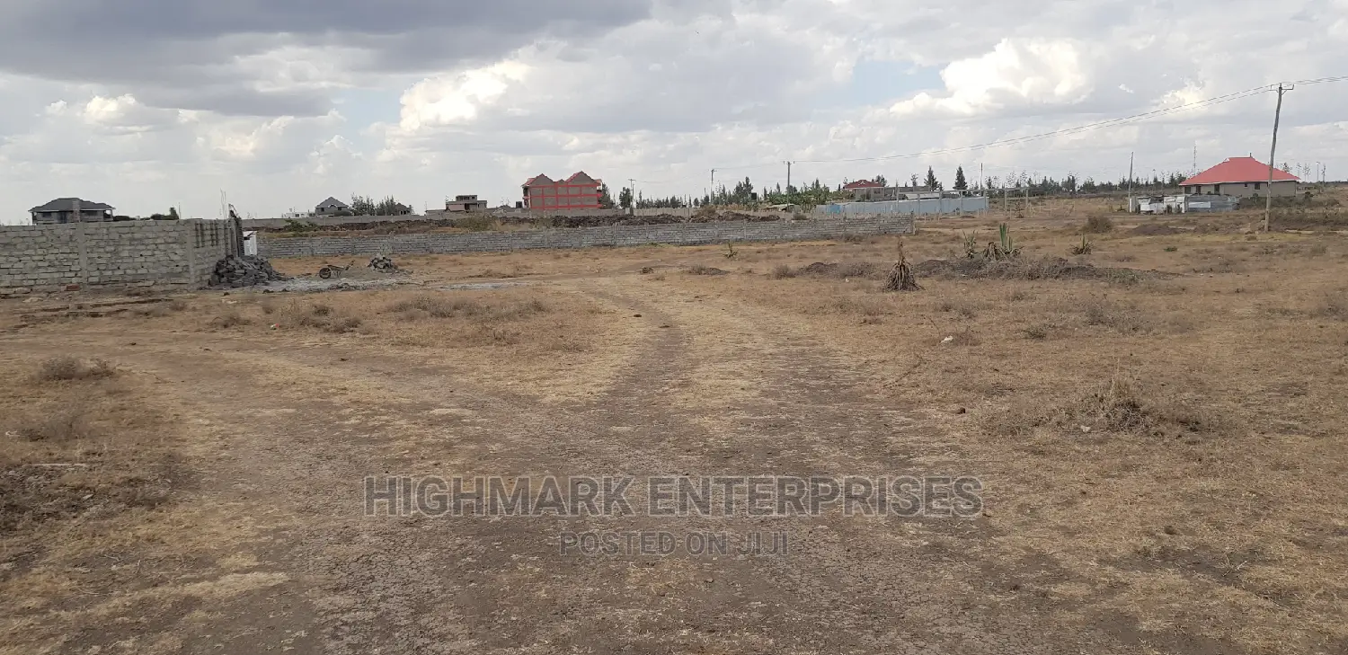 Spacious Land Plot Available in Katani - Invest Now! in Katani