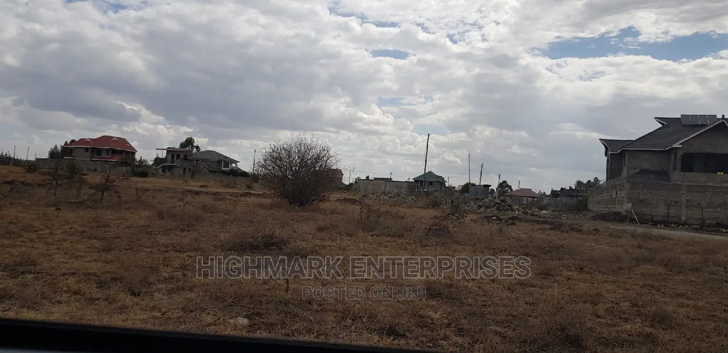 Spacious Land Plot Available in Katani - Invest Now! in Katani