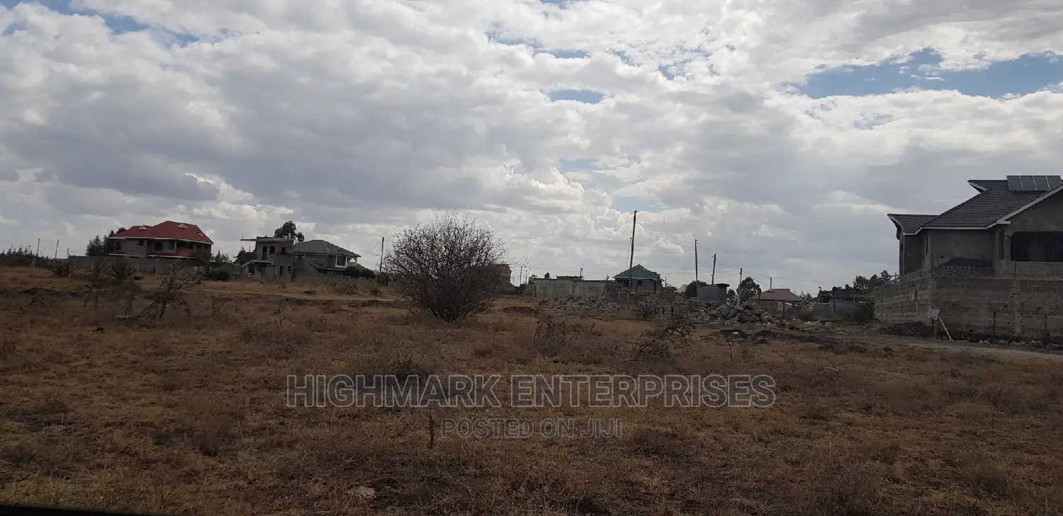 Spacious Land Plot Available in Katani - Invest Now! in Katani