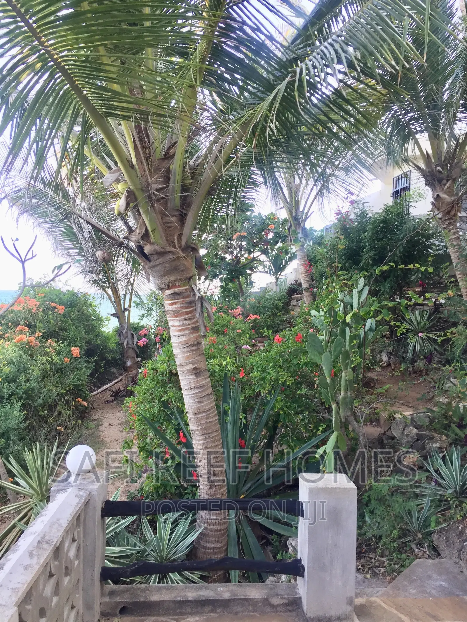 Nyali Maisonette: 5 Bedrooms, Ideal Home for Sale in Nyali